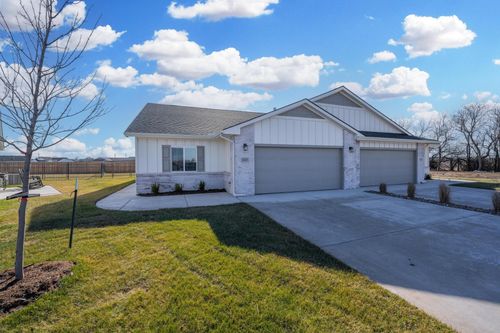 2123 W Elk Ridge Ave, Goddard, KS, 67052 | Card Image