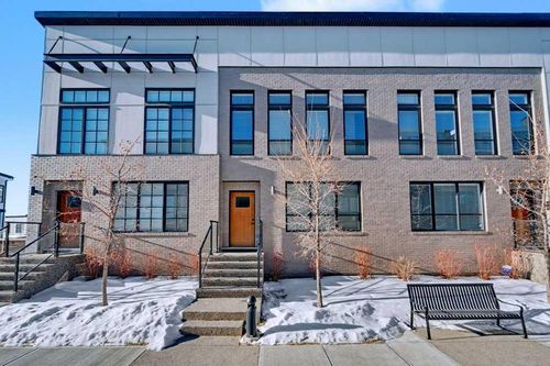 {{alt}} | Card Image