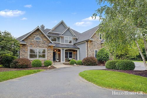 5327 Canyon River Dr, Ada, MI, 49301-8869 | Card Image