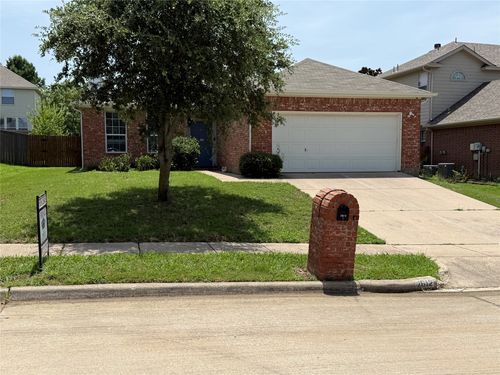 2612 Weslayan Dr, Denton, TX, 76210-8013 | Card Image