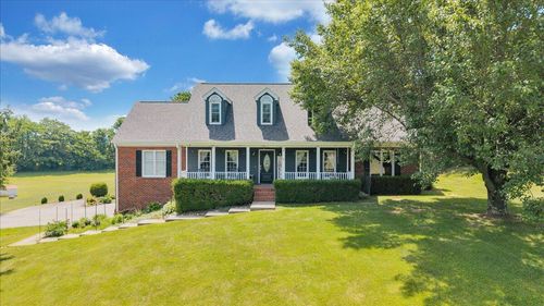 144 E Arrowhead Ct, Troutville, VA, 24175-6918 | Card Image