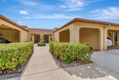 apt-3-5920 Forest Grove Dr, Boynton Beach, FL, 33437-5817 | Card Image