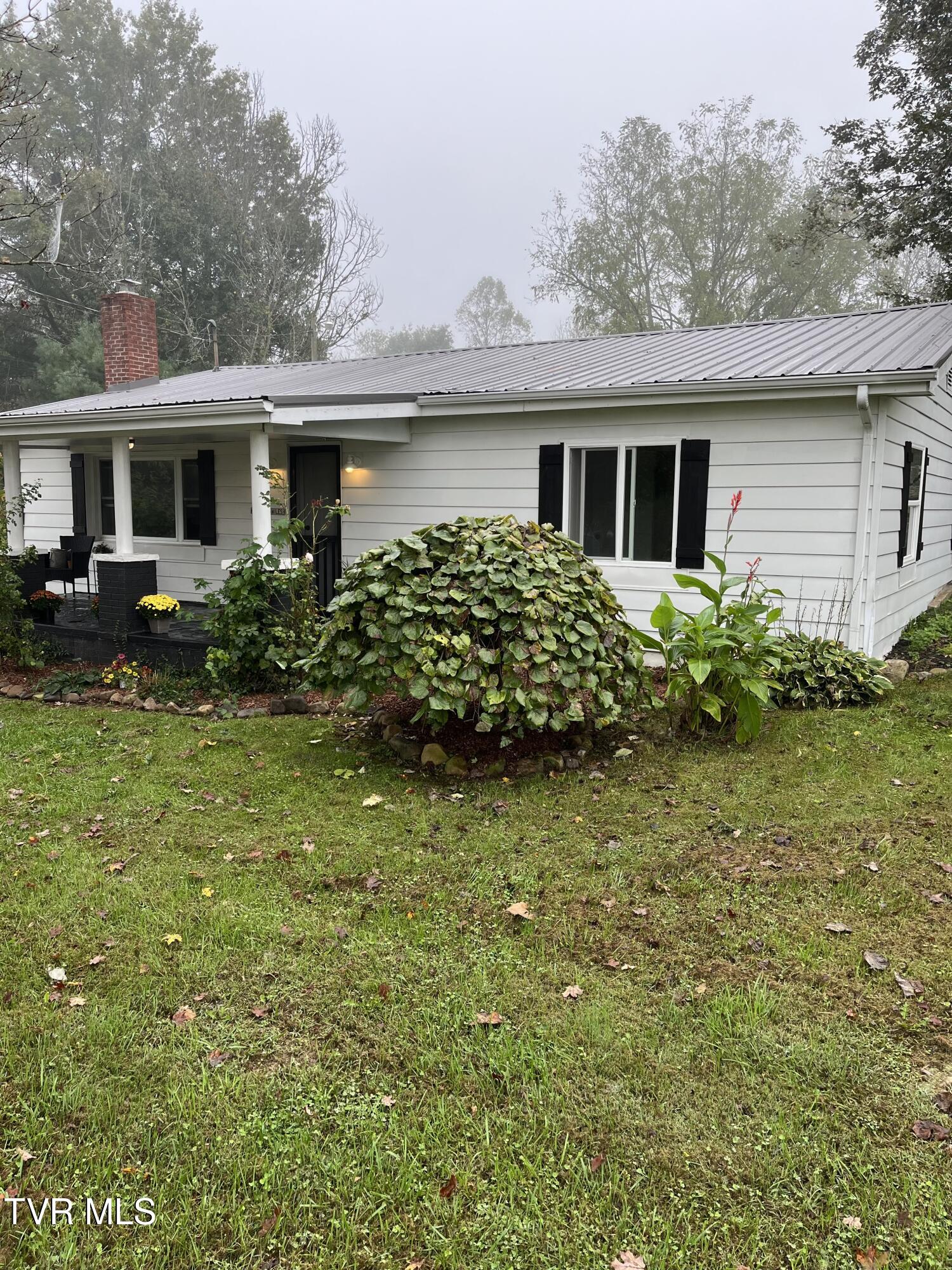 Walnut Grove Rd, Bluff City, TN 37618