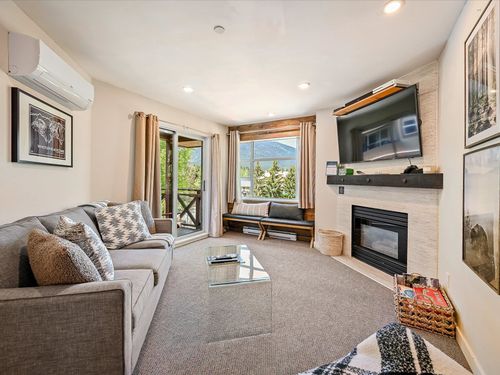 326-4360 Lorimer Rd, Whistler, BC, V8E1A5 | Card Image