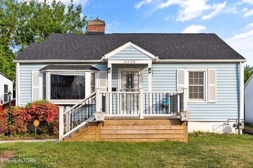 2628 Linden Ave, Knoxville, TN, 37914-5307 | Card Image