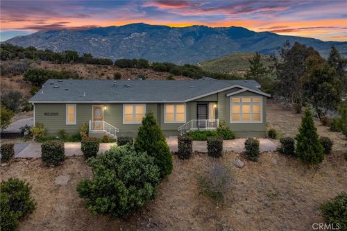 47112 Woodcliff Dr, Banning, CA, 92220-9539 | Card Image