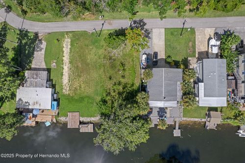 5492 Ramada St, Weeki Wachee, FL, 34607-1527 | Card Image