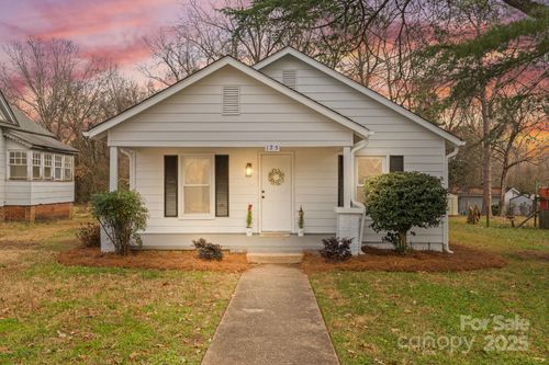 125 E Division Avenue, East Spencer, NC, 28039 | Card Image