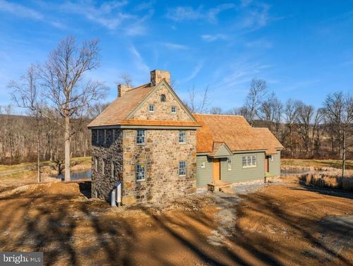 87 Brownstone Ln, ELVERSON, PA, 19520-8734 | Card Image