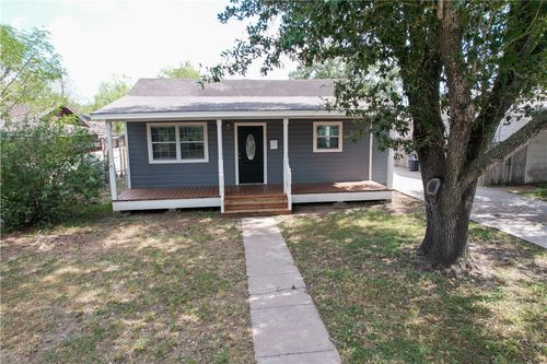 702 Jefferson St, Alice, TX, 78332-3614 | Card Image