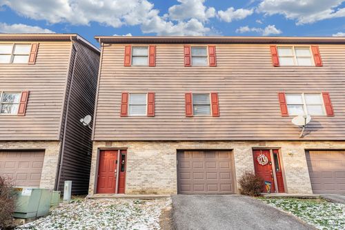 212 Stonegate Cir, Morgantown, WV, 26505 | Card Image