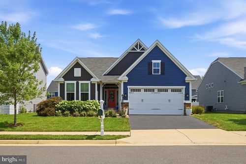 7438 Lake Willow Ct, WARRENTON, VA, 20187-5867 | Card Image