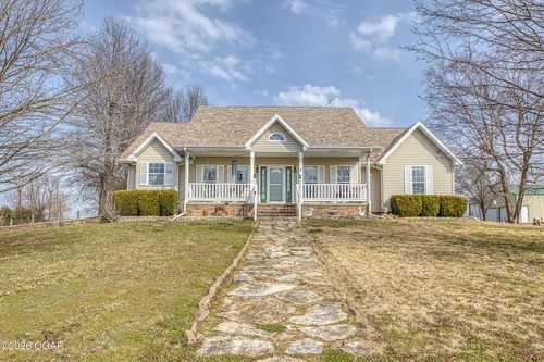 17768 Country Ln, Mount Vernon, MO, 65712 | Card Image