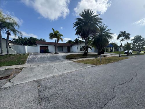 13101 Sw 259th St, Homestead, FL, 33032-6965 | Card Image