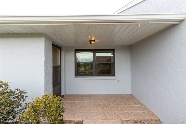 321 Grove Cir, Condo with 2 bedrooms, 2 bathrooms and null parking in AVON PARK FL | Image 23