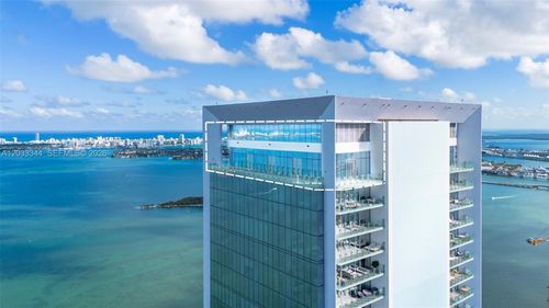 ph01-700 Ne 26th Ter, Miami, FL, 33137-5575 | Card Image