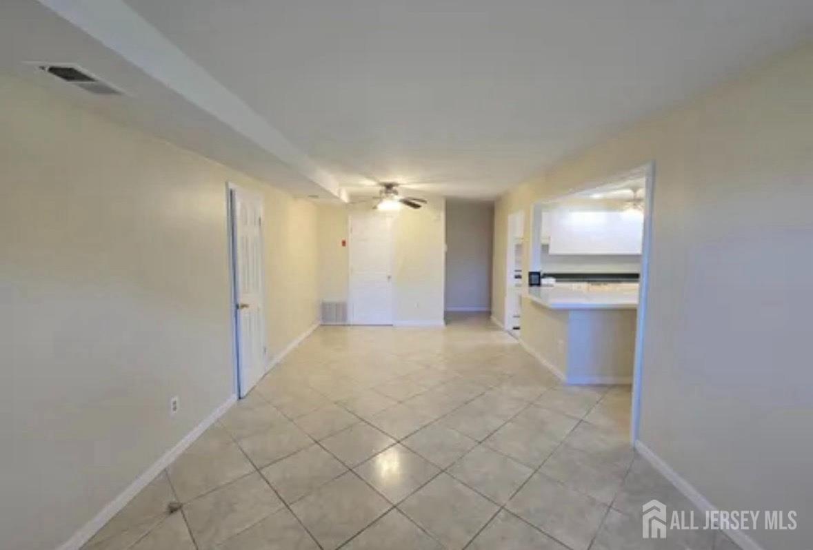 Residential Lease in Edison 2