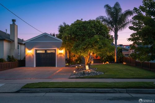 1030 S Delaware St, San Mateo, CA, 94402-1840 | Card Image