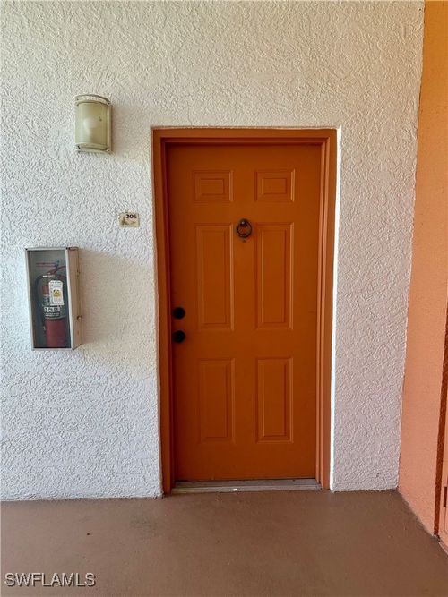 apt-205-6330 Aragon Way, Fort Myers, FL, 33966-4782 | Card Image
