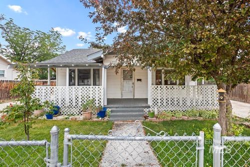 1107 Rosenlof Ave, Nampa, ID, 83687-3457 | Card Image