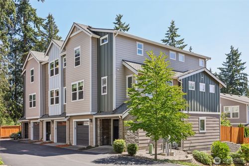 h2-18901 12th Pl W, Lynnwood, WA, 98036-8724 | Card Image
