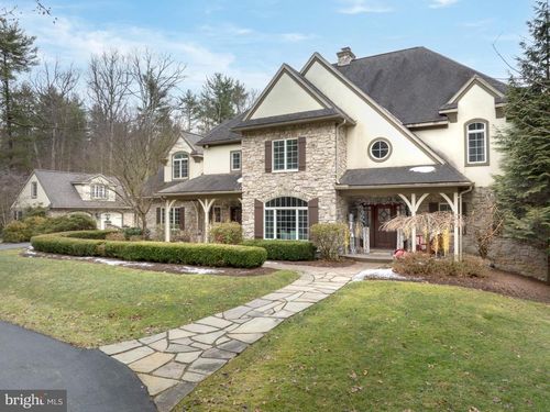 157 Manhasset Ct, Port Matilda, PA, 16870-7326 | Card Image