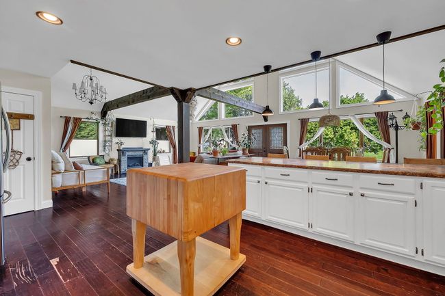694 Lasalle Dr, House other with 4 bedrooms, 2 bathrooms and 3 parking in Somonauk IL | Image 9