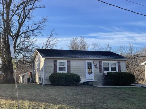 1412 Buchanan St, Moberly, MO, 65270-1150 | Card Image