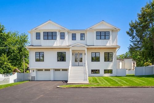 23 Harvard Cir, Needham, MA, 02494-2448 | Card Image