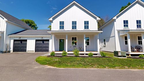 17-17 Magnolia Ln, Gardiner, ME, 04345-3298 | Card Image