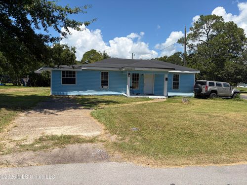 1913 35th Ave, Gulfport, MS, 39501-4344 | Card Image