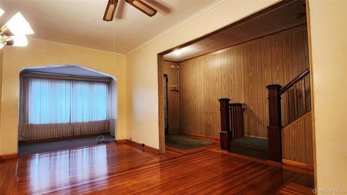 5940 Flushing Ave, Maspeth, NY, 11378-3241 | Card Image