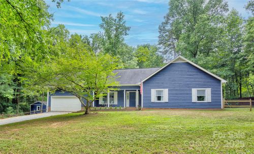 8913 Gosnell Dr, Charlotte, NC, 28227-7663 | Card Image