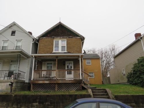 74 Castner Ave, Donora, PA, 15033-1411 | Card Image
