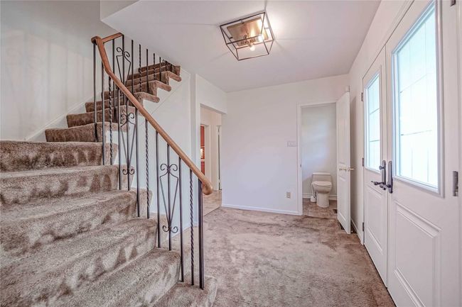 16 Laureleaf Rd, House other with 4 bedrooms, 3 bathrooms and 6 parking in Thornhill ON | Image 10