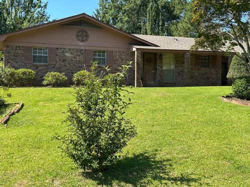 904 Sunrise Dr, Laurel, MS, 39440-1635 | Card Image