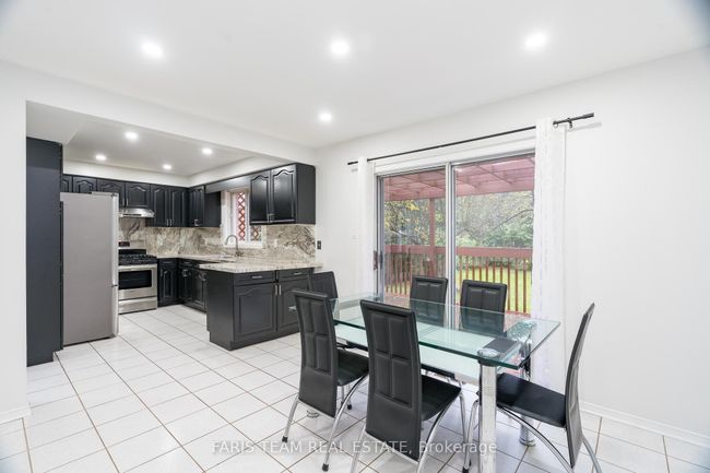 17 Carmichael Crt, House other with 4 bedrooms, 4 bathrooms and 4 parking in Orillia ON | Image 7
