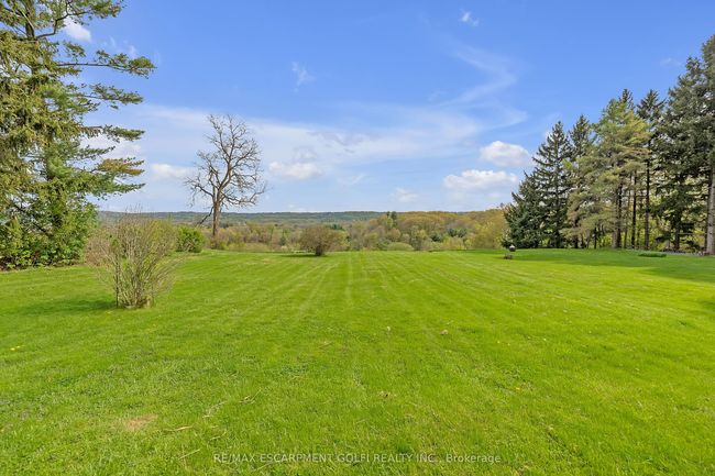 86 Maple Ave, House other with 2 bedrooms, 2 bathrooms and 15 parking in Dundas ON | Image 10