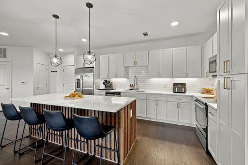 333-1677 54th Ave N, Nashville, TN, 37209-1511 | Card Image