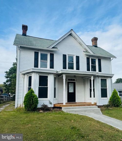 305 Central Ave, RIDGELY, MD, 21660-2031 | Card Image