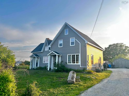 1268 Highway 335, Middle West Pubnico, NS, B0W3S0 | Card Image