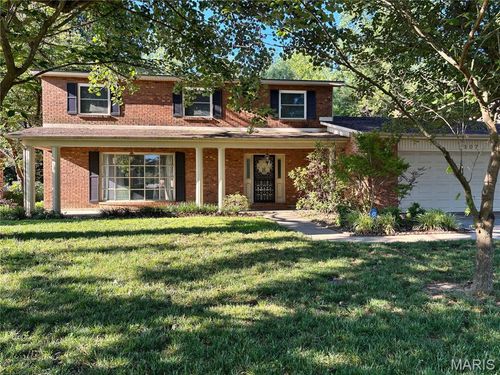 107 Summer Dr, Sikeston, MO, 63801-5140 | Card Image