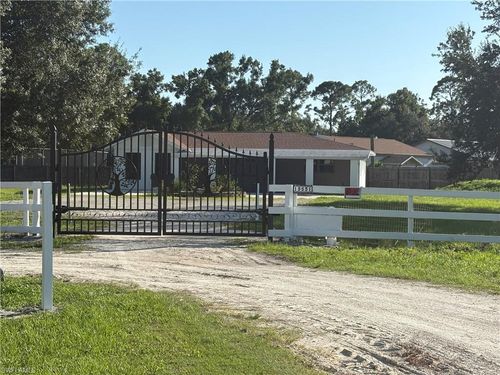 19531 Huber Rd, North Fort Myers, FL, 33917-4404 | Card Image