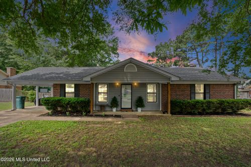 203 Lanelle Cv, Senatobia, MS, 38668-2306 | Card Image