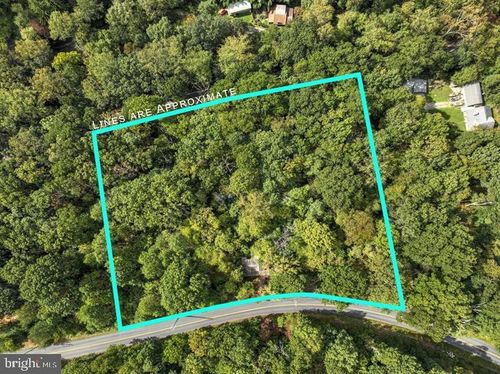 90 Hilldale Rd, PEQUEA, PA, 17565-8901 | Card Image
