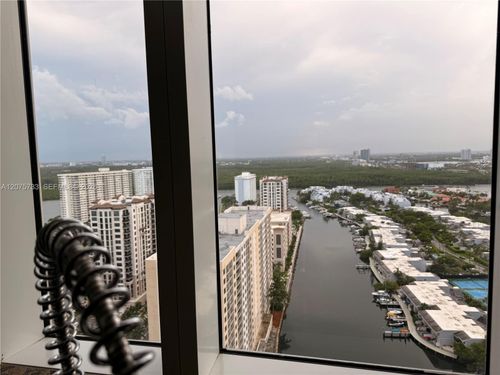2406-16001 Collins Ave, Sunny Isles Beach, FL, 33160-5511 | Card Image