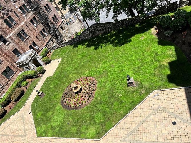 APT-4J - 23 Old Mamaroneck Rd, Home with 0 bedrooms, 1 bathrooms and null parking in White Plains NY | Image 12