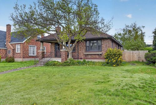 2618 N Howard St, Spokane, WA, 99205 | Card Image