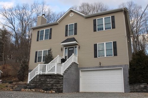 58 Main St, Peapack, NJ, 07977-9801 | Card Image