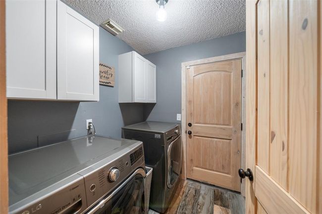 Laundry Room | Image 43